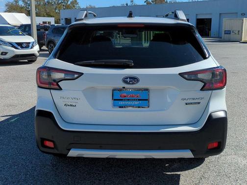 2024 Subaru Outback Touring