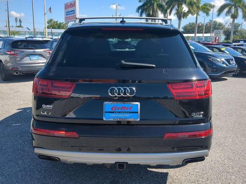 2017 Audi Q7 3.0T Prestige