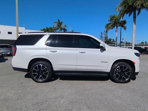2021 Chevrolet Tahoe 4WD RST