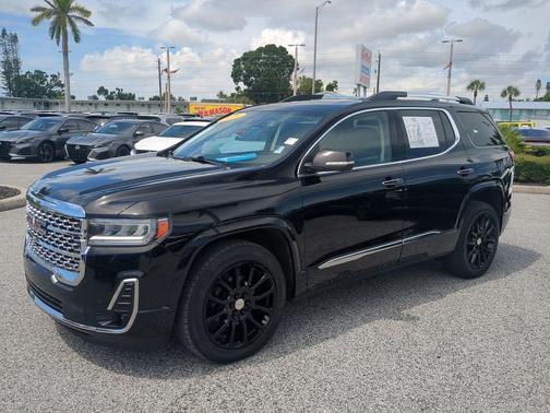 2020 GMC Acadia Denali