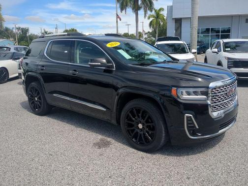 2020 GMC Acadia Denali