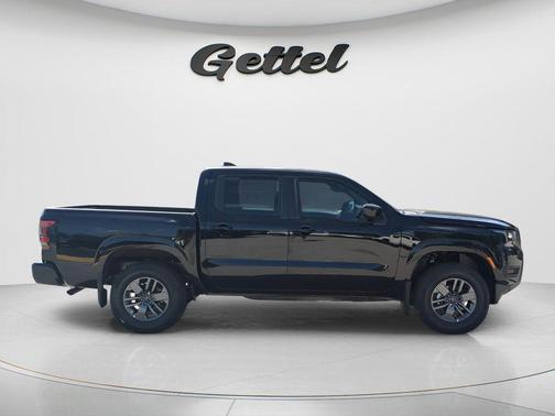 Super Black 2026 Nissan Frontier SV