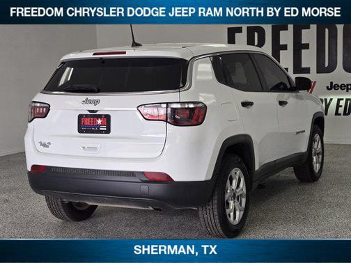 Bright White Clearcoat 2025 Jeep Compass Sport