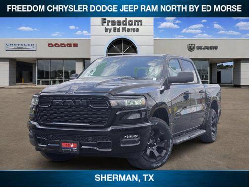 Diamond Black Crystal Pearlcoat 2026 RAM 1500 Express