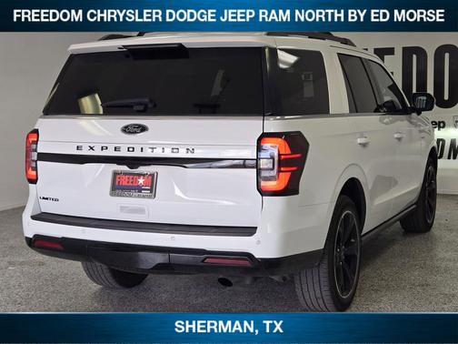 Oxford White 2024 Ford Expedition Limited