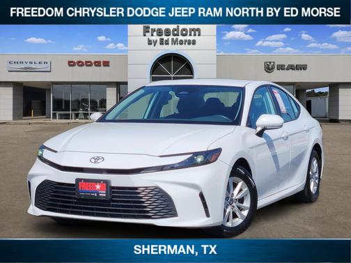 Ice 2025 Toyota Camry LE