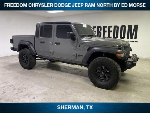 2022 Jeep Gladiator Sport