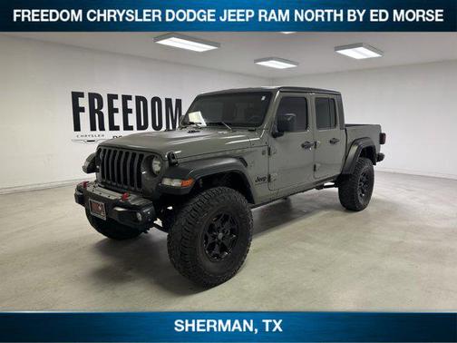 2022 Jeep Gladiator Sport