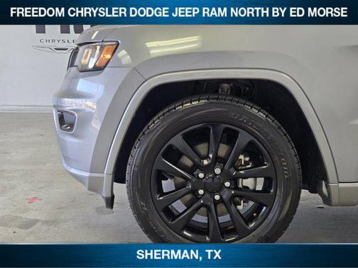 2021 Jeep Grand Cherokee Laredo