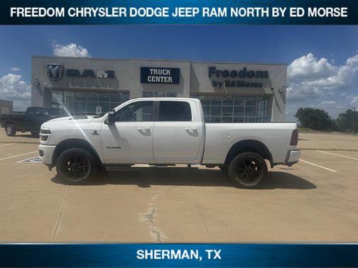 Bright White Clearcoat 2025 RAM 2500 Laramie