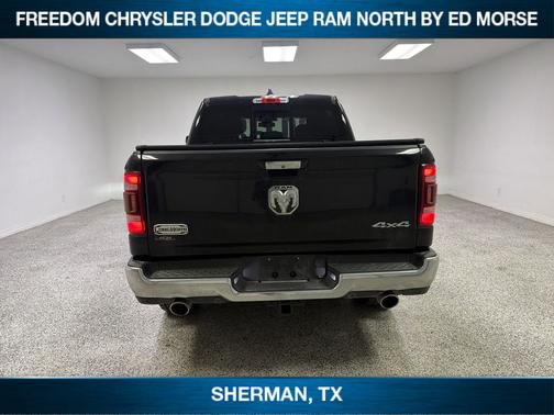 Diamond Black Crystal Pearlcoat 2019 RAM 1500 Longhorn