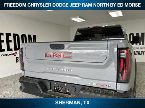 2024 GMC Sierra 2500 AT4