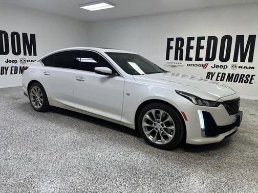 2022 Cadillac CT5 Premium Luxury