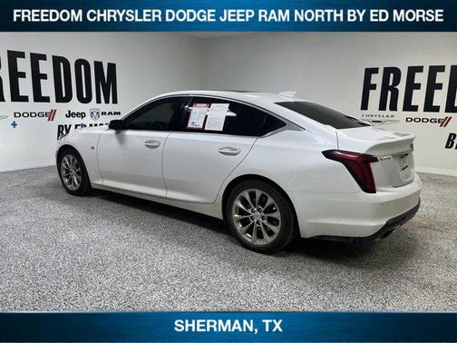 2022 Cadillac CT5 Premium Luxury