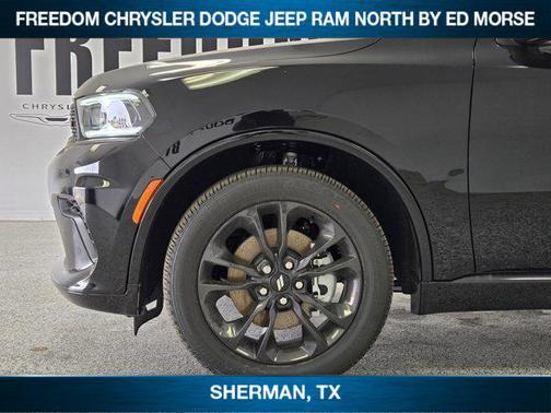 DB Black Clearcoat 2026 Dodge Durango GT