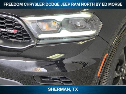 DB Black Clearcoat 2026 Dodge Durango GT