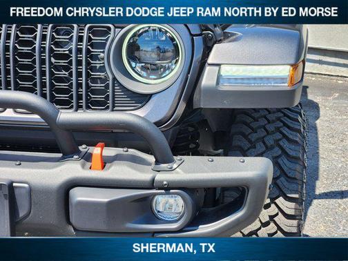 2025 Jeep Gladiator Mojave X