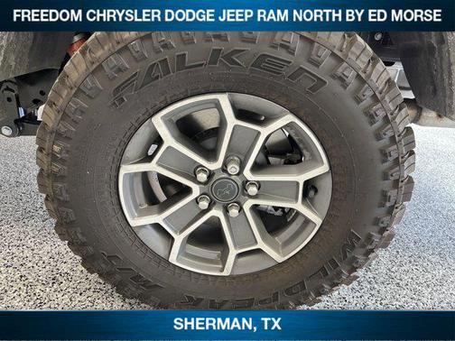 2025 Jeep Gladiator Mojave X