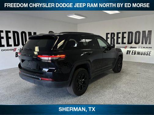 2024 Jeep Grand Cherokee Altitude