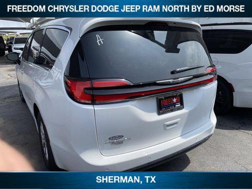 2025 Chrysler Pacifica L