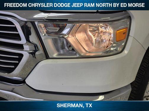 Bright White Clearcoat 2024 RAM 1500 Laramie