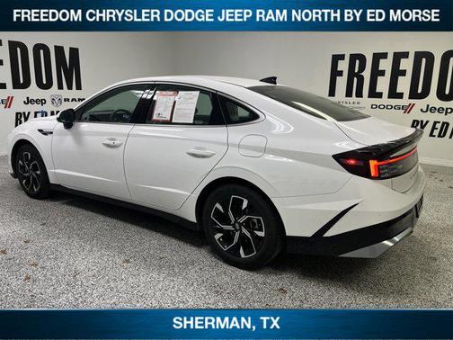 2025 Hyundai SONATA SEL