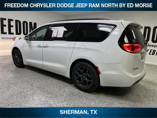 2019 Chrysler Pacifica Touring-L Plus