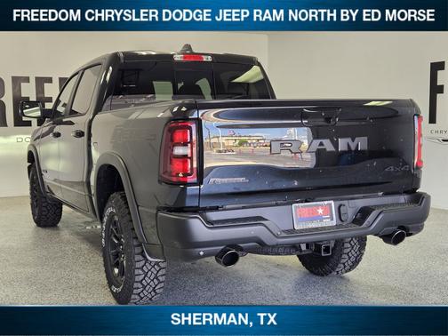 Diamond Black Crystal Pearlcoat 2026 RAM 1500 Rebel