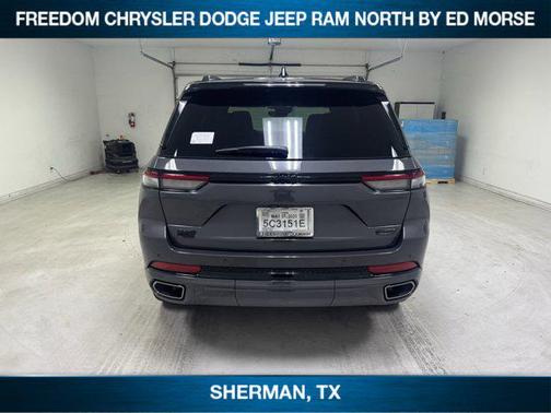 2025 Jeep Grand Cherokee Summit