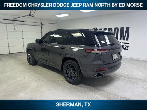 2025 Jeep Grand Cherokee Summit