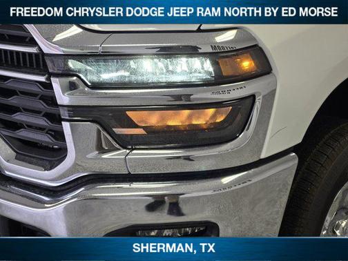 Bright White Clearcoat 2026 RAM 2500 Tradesman