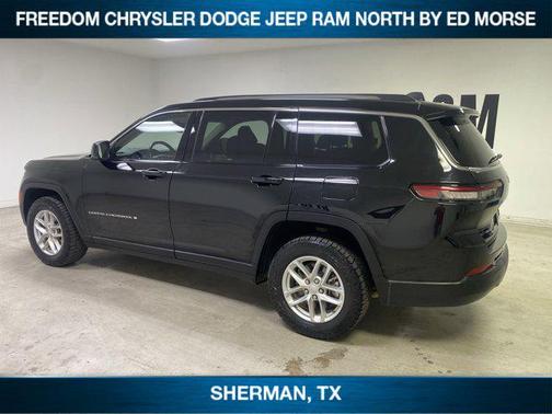 2022 Jeep Grand Cherokee L Laredo