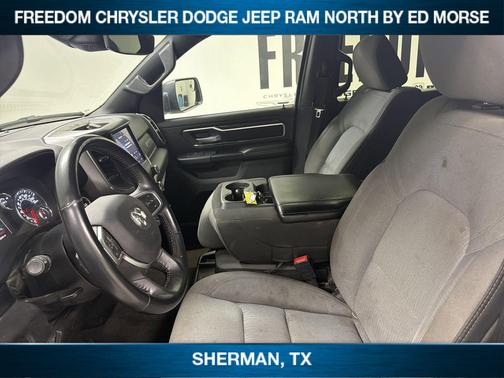 Bright White Clearcoat 2024 RAM 1500 Big Horn/Lone Star
