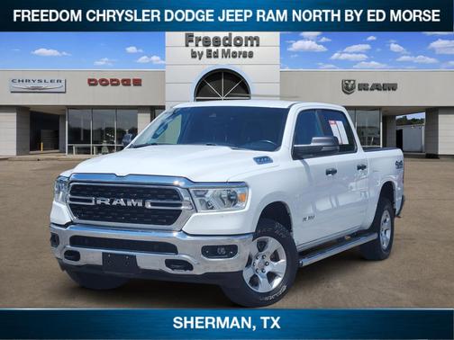 Bright White Clearcoat 2024 RAM 1500 Big Horn/Lone Star