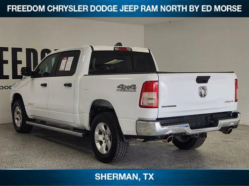 Bright White Clearcoat 2024 RAM 1500 Big Horn/Lone Star
