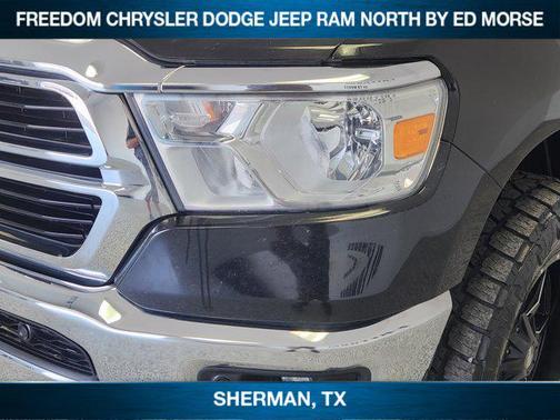 Diamond Black Crystal Pearlcoat 2019 RAM 1500 Big Horn