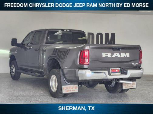 Granite Crystal Metallic Clearcoat 2026 RAM 3500 Tradesman