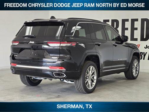 2025 Jeep Grand Cherokee Summit