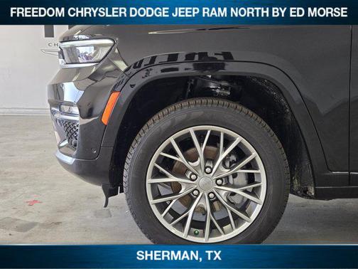 2025 Jeep Grand Cherokee Summit