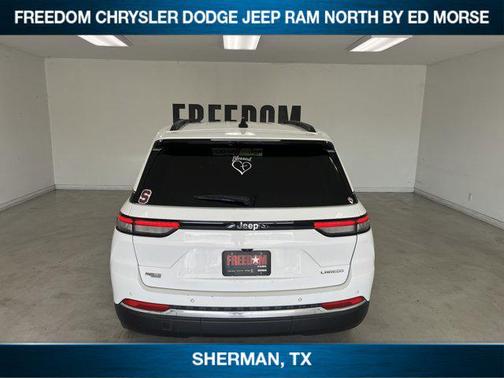 2023 Jeep Grand Cherokee Laredo