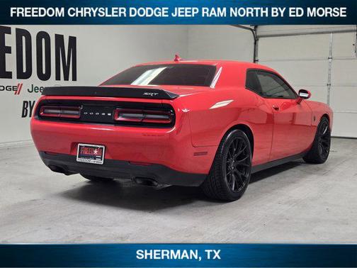 2015 Dodge Challenger SRT Hellcat