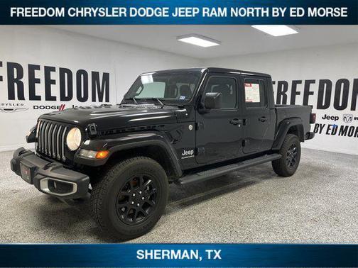 2023 Jeep Gladiator Overland