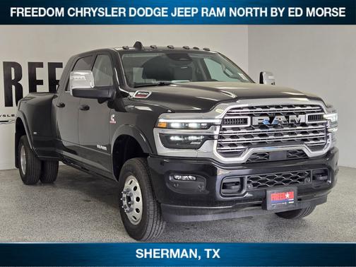 Diamond Black Crystal Pearlcoat 2026 RAM 3500 Longhorn