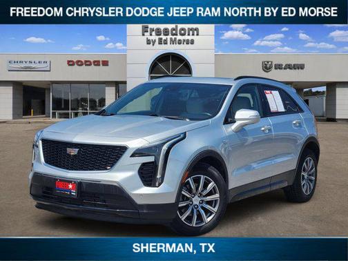Radiant Silver Metallic 2019 Cadillac XT4 Sport