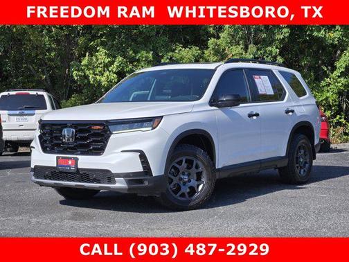 2023 Honda Pilot TrailSport