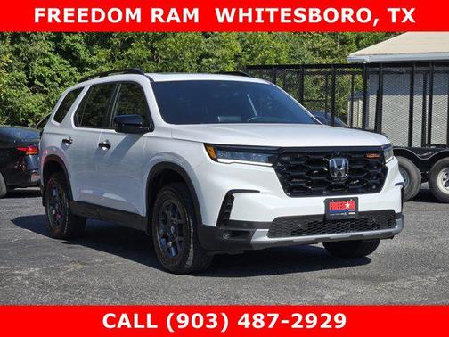 2023 Honda Pilot TrailSport