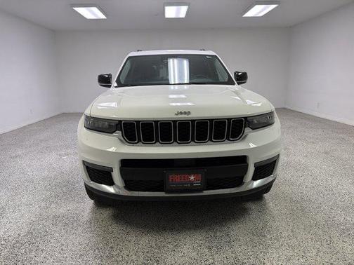 Bright White Clearcoat 2024 Jeep Grand Cherokee L Limited