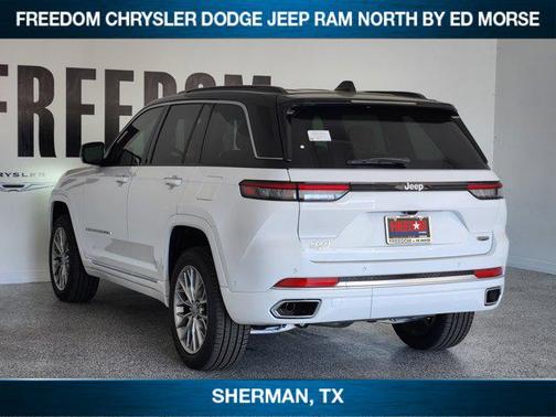 2025 Jeep Grand Cherokee Summit