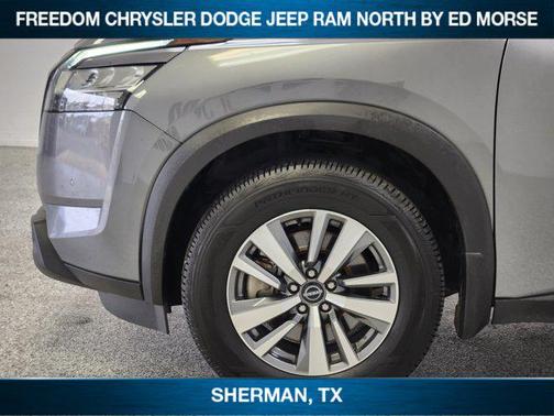 Gun Metallic 2023 Nissan Pathfinder SL