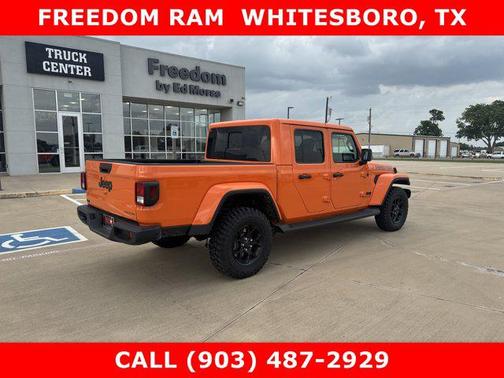 2025 Jeep Gladiator High Tide